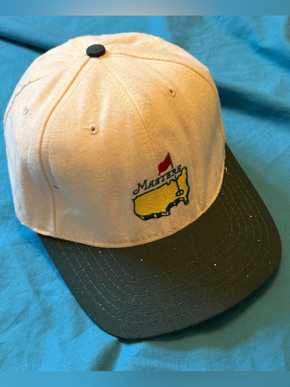 Masters Two-Tone Baseball Cap in Beige and Dark green leather Strapback
